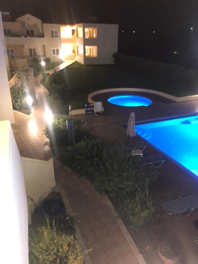 Dimitris Apartments Platanés Exteriör bild